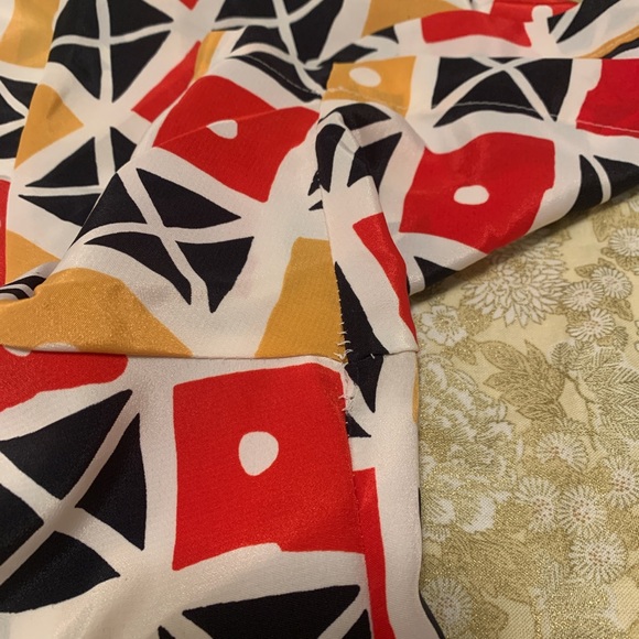 ❤️💛Plus Size Vintage Checkerboard Blouse❤️💛 - Picture 4 of 4